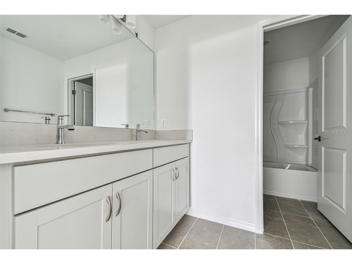 9110 Optimist Way Palmetto FL 34221 R4910280 image20