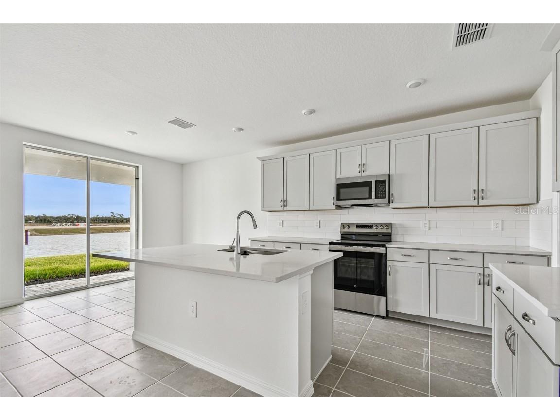 9110 Optimist Way Palmetto FL 34221 R4910280 image7