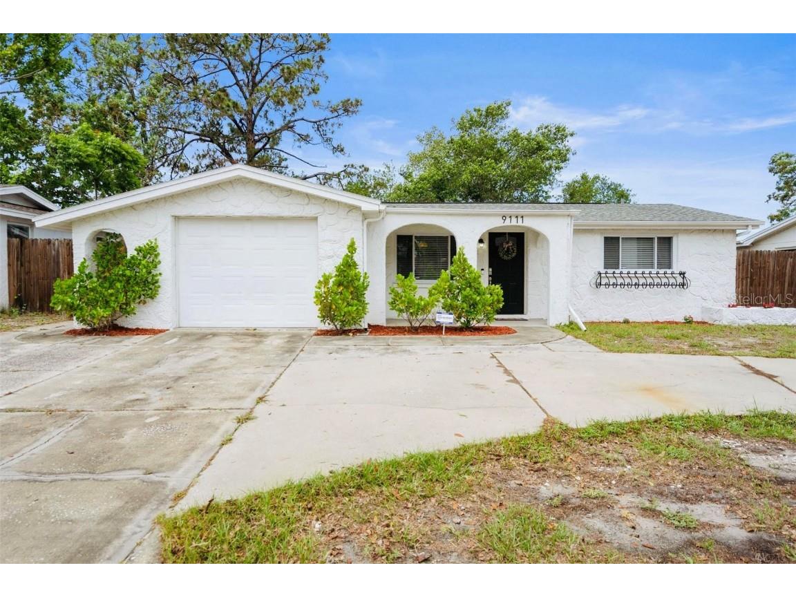 9111 Greenbriar Lane Port Richey FL 34668 W7875467 image1