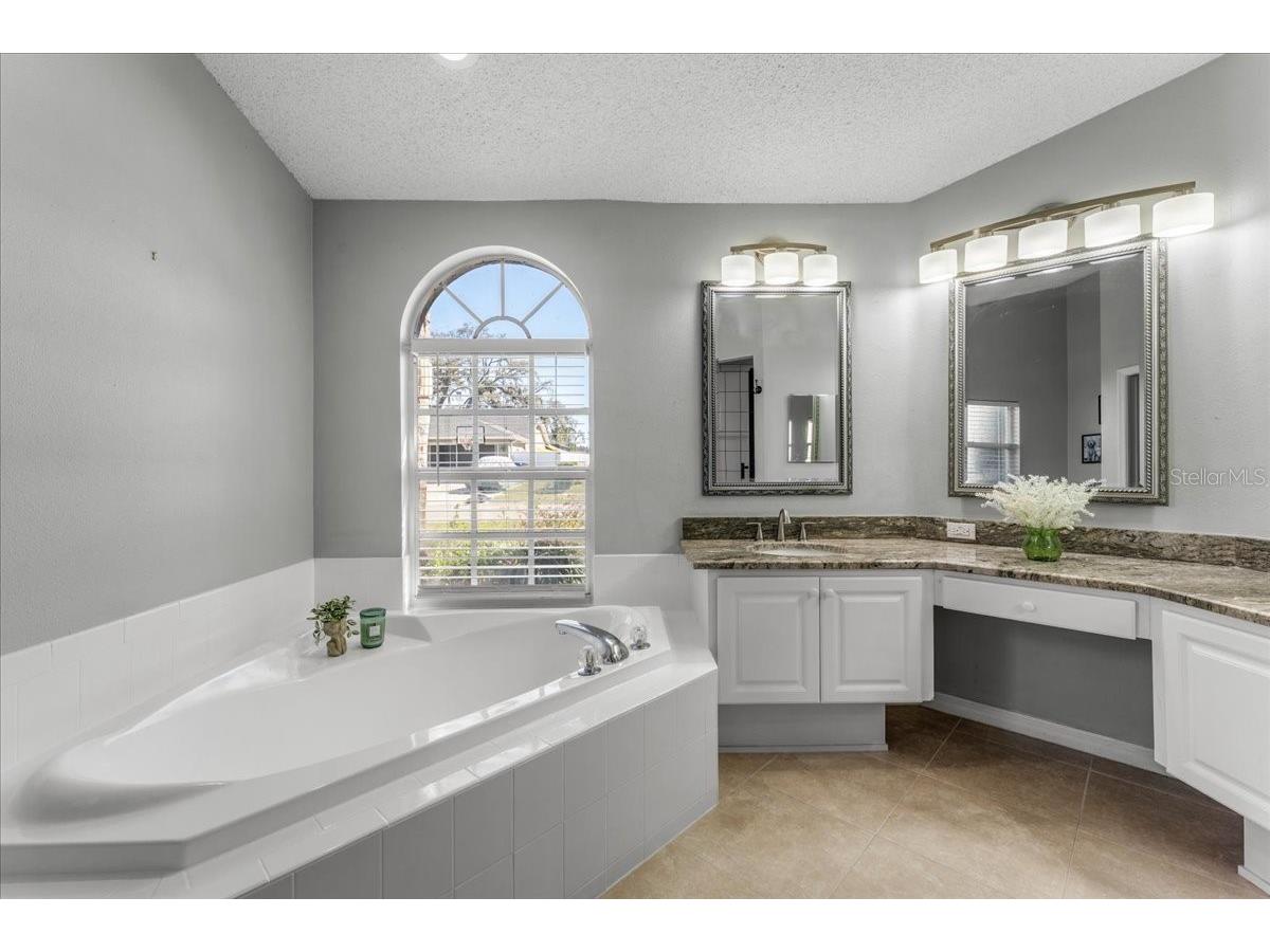 9112 Calle Alta New Port Richey FL 34655 TB8508521 image33