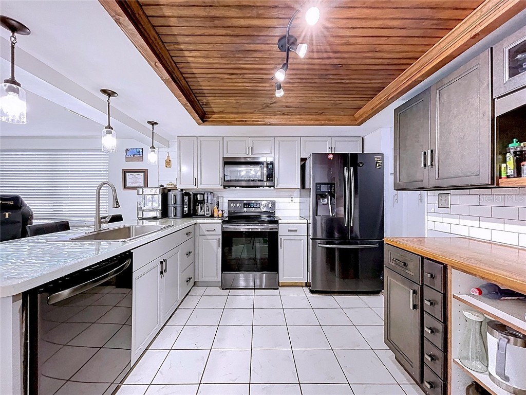 9115 Panda Lane Port Richey FL 34668 TB8453894 image18