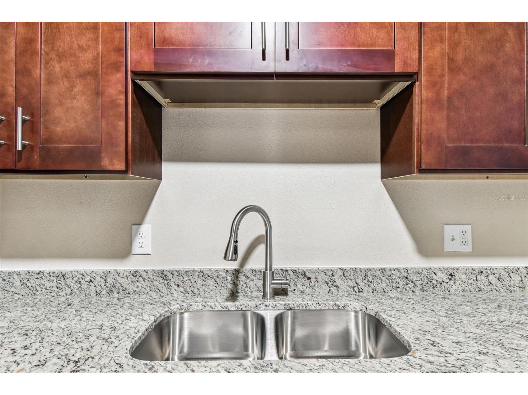 9115 Tudor Drive #E106 Tampa FL 33615 - Rocky Creek TB8428025 image20