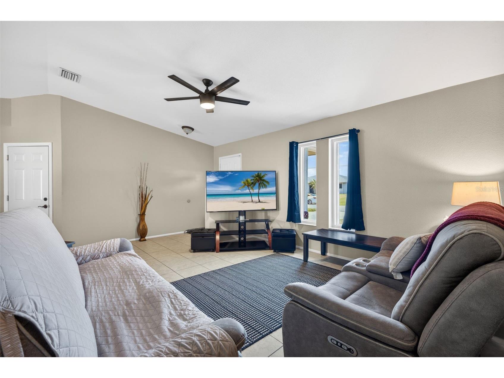 9116 Castlehill Avenue Englewood FL 34224 A4691734 image3