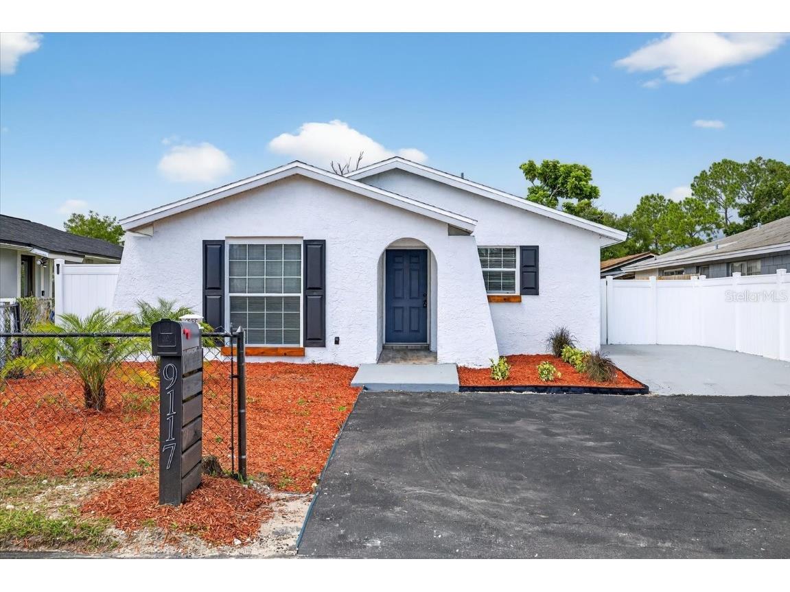 9117 Sandcroft Court Tampa FL 33615 TB8418019 image1