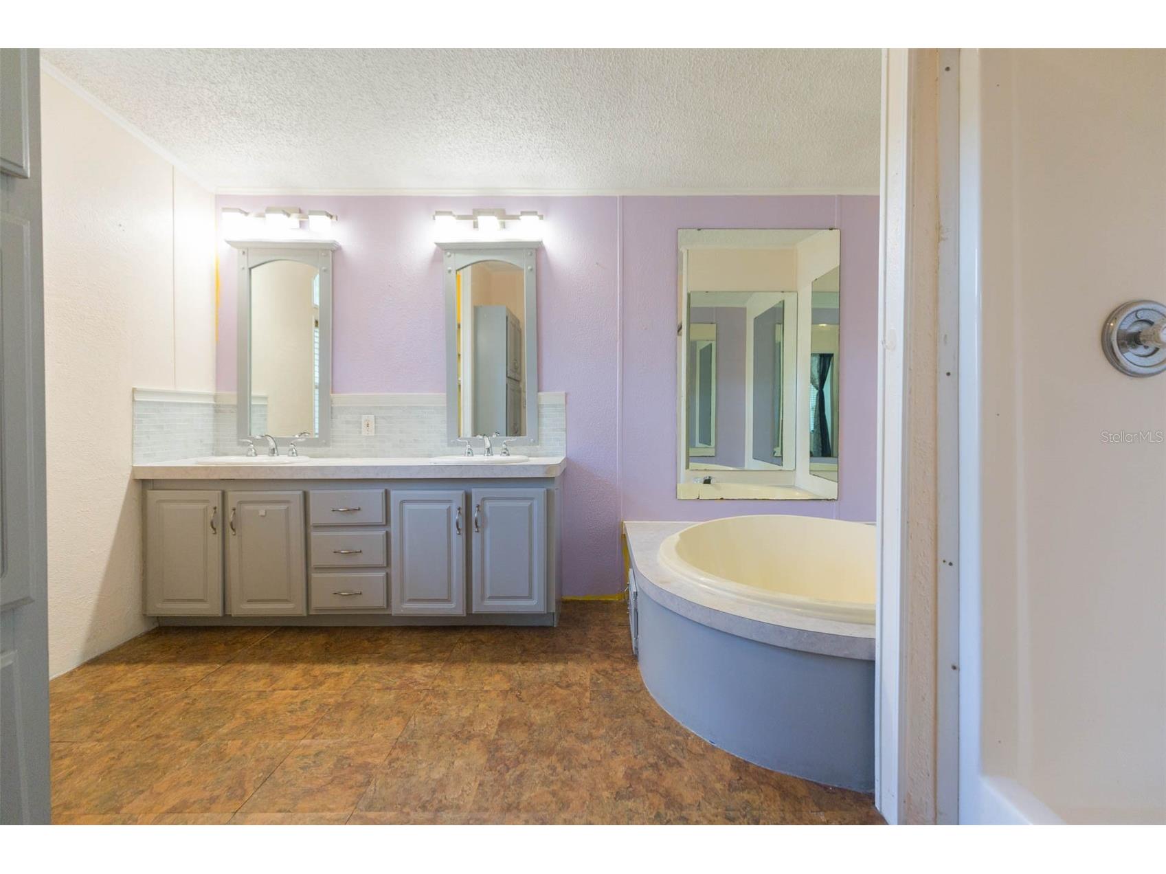 9117 Wood Terrace Drive Tampa FL 33637 TB8413707 image25