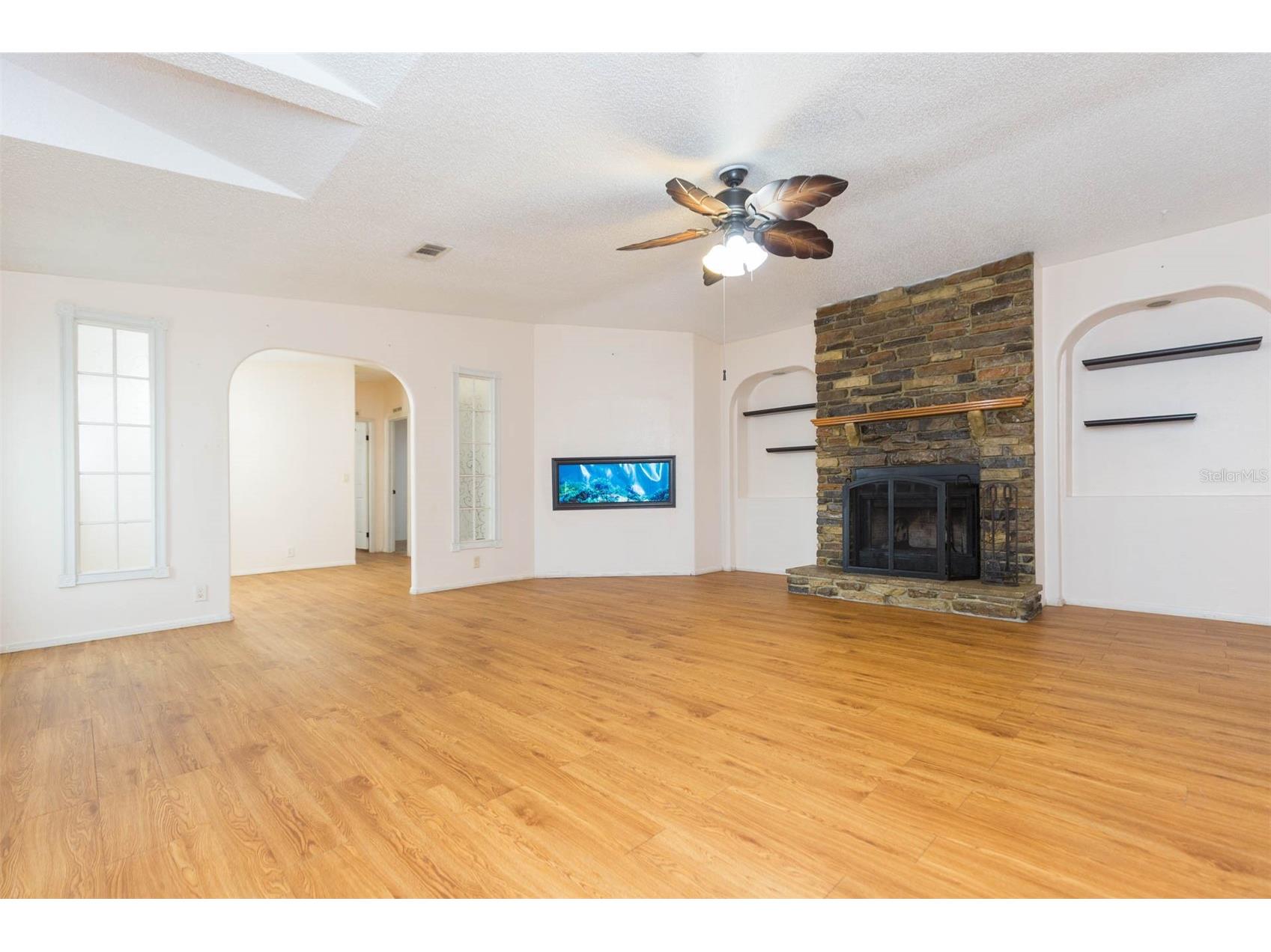 9117 Wood Terrace Drive Tampa FL 33637 TB8413707 image4