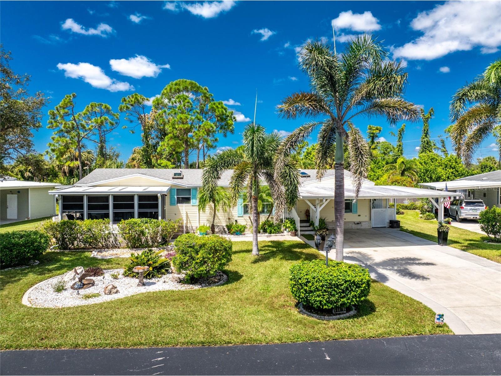 9118 Pinehaven Way Englewood FL 34224 D6143836 image1