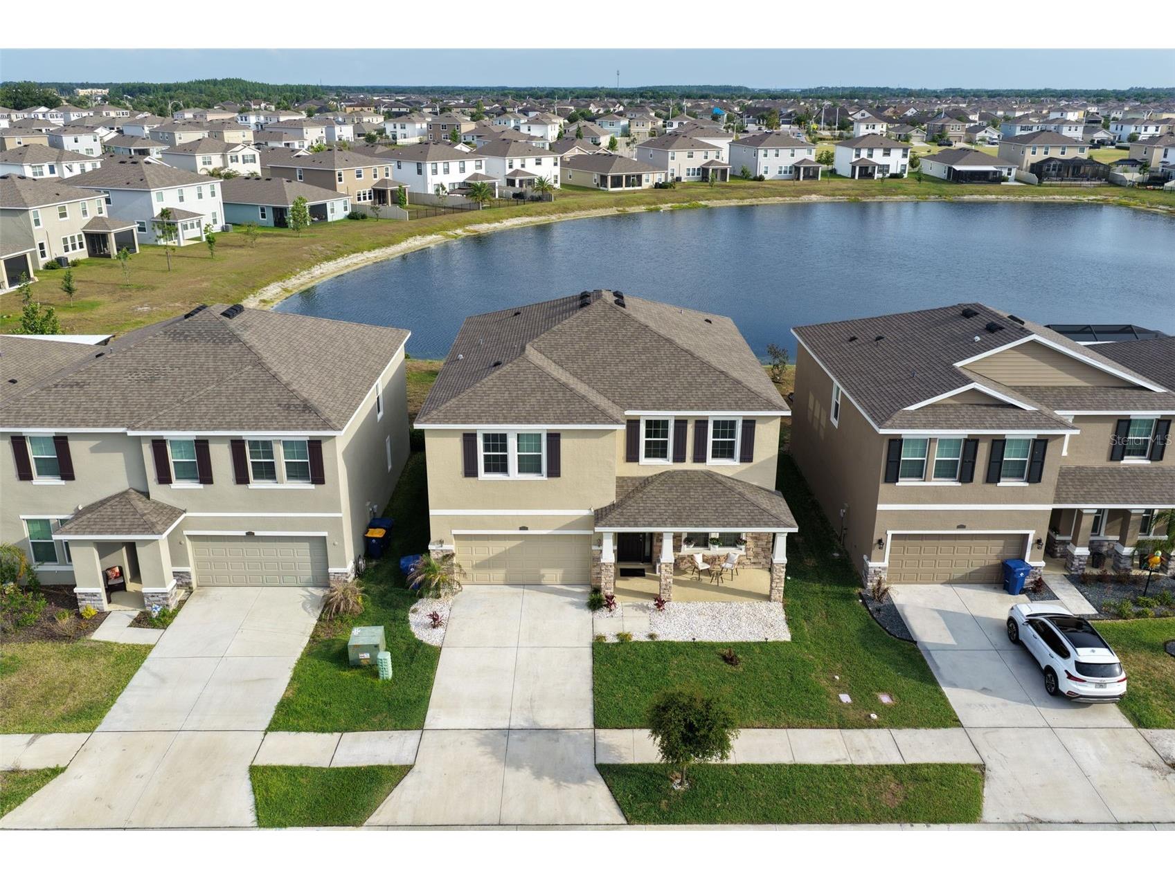 9119 Forge Breeze Loop Wesley Chapel FL 33545 TB8507452 image1