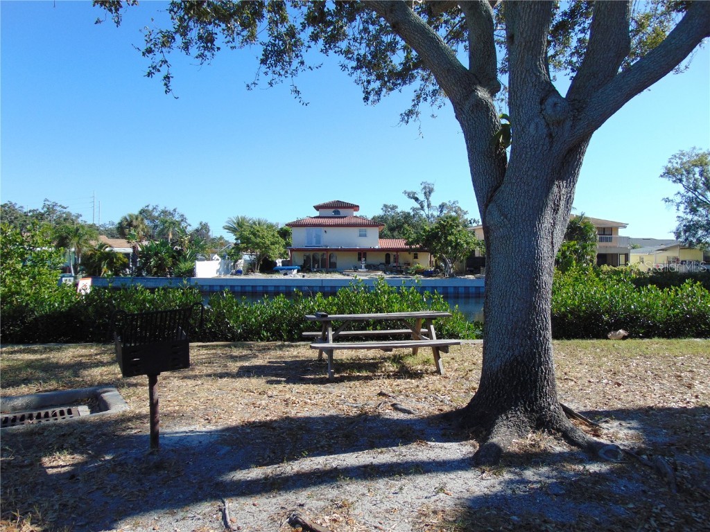 9119 Tudor Drive #E102 Tampa FL 33615 TB8441781 image11