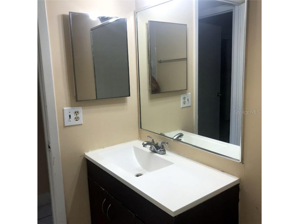 9119 Tudor Drive #E104 Tampa FL 33615 TB8455435 image2