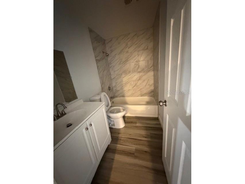 9119 Tudor Drive #E104 Tampa FL 33615 TB8455435 image3