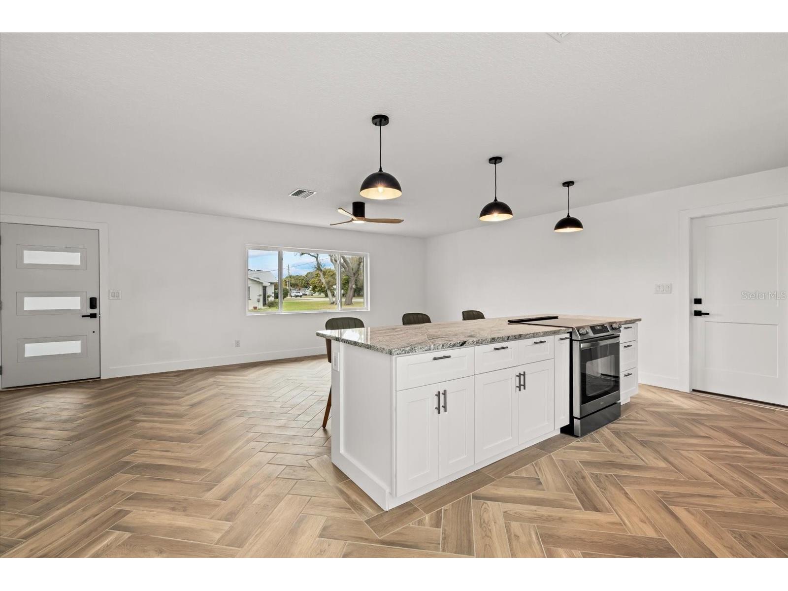 912 21st Avenue W Palmetto FL 34221 A4684078 image6