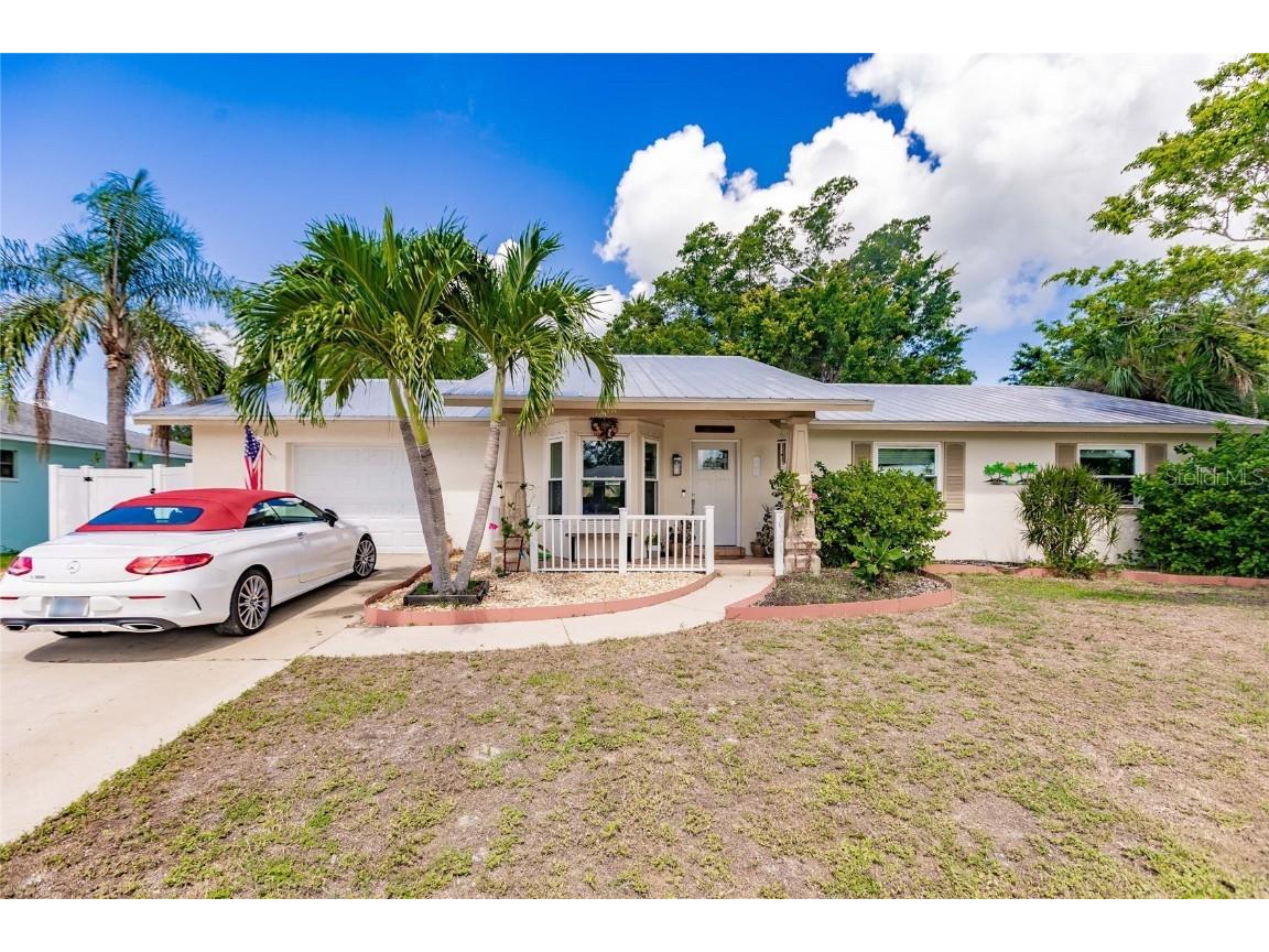 912 69th Street NW Bradenton FL 34209 A4617647 image1