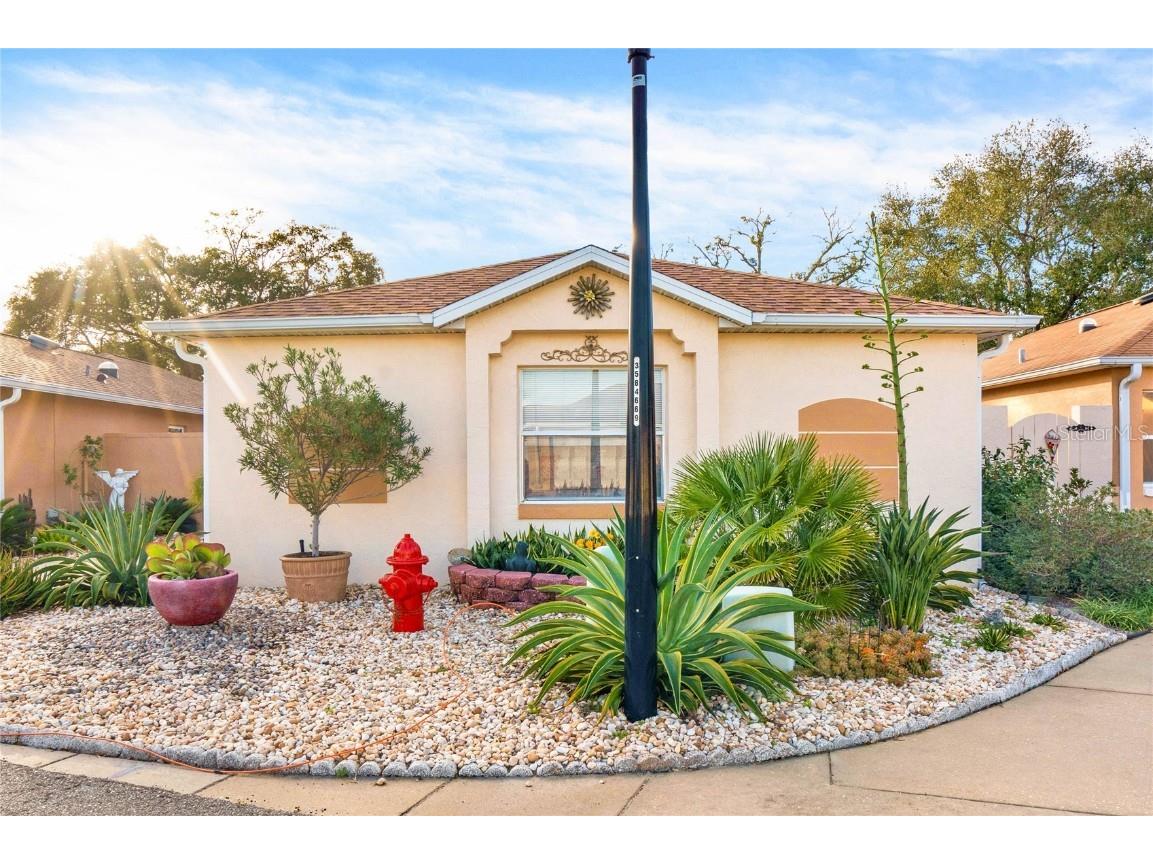 912 Cancun Court Lady Lake FL 32159 O6173434 image1