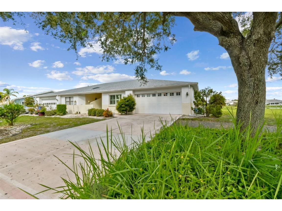 912 E Del Webb Boulevard Sun City Center FL 33573 TB8413004 image2