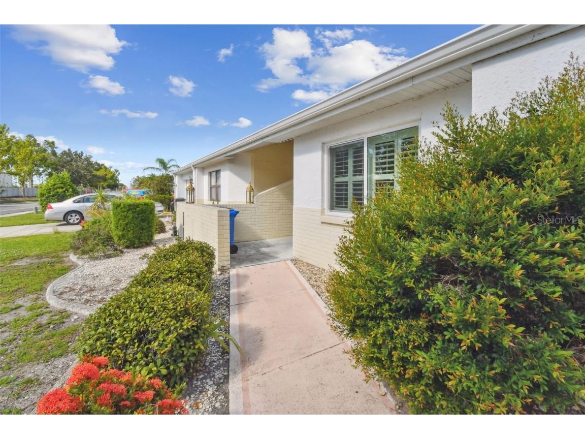 912 E Del Webb Boulevard Sun City Center FL 33573 TB8413004 image4