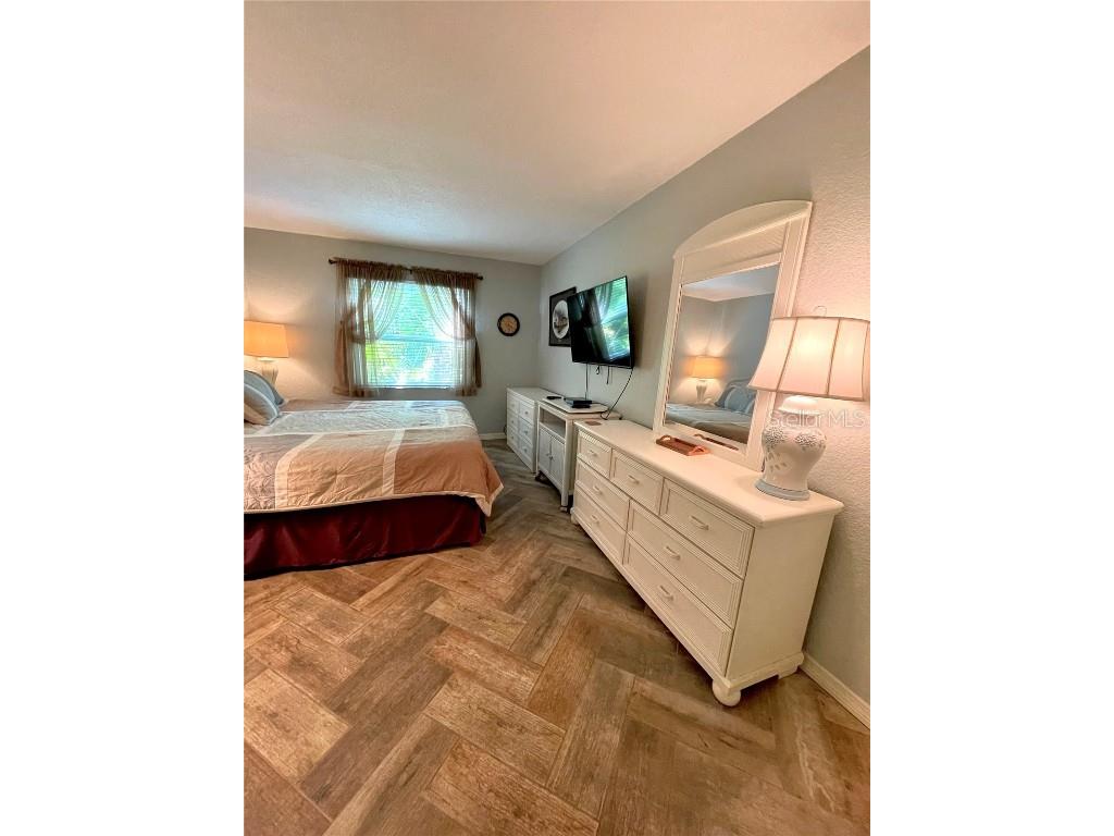 912 La Costa Circle #UNIT 3 Sarasota FL 34237 A4658764 image22