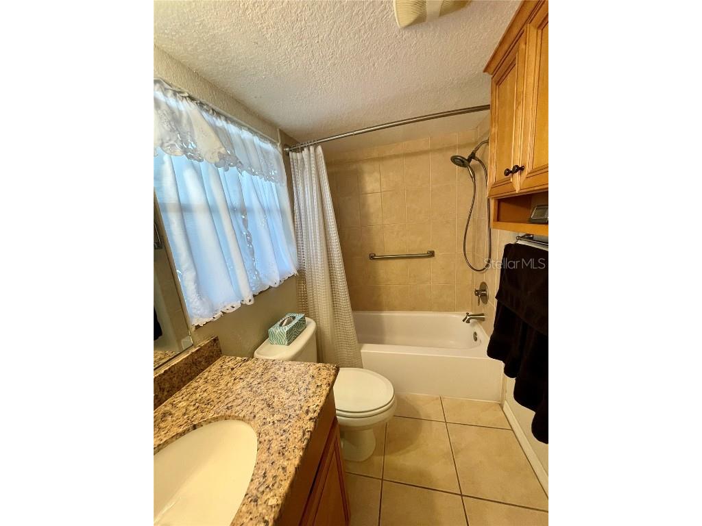 912 La Costa Circle #UNIT 3 Sarasota FL 34237 A4658764 image36