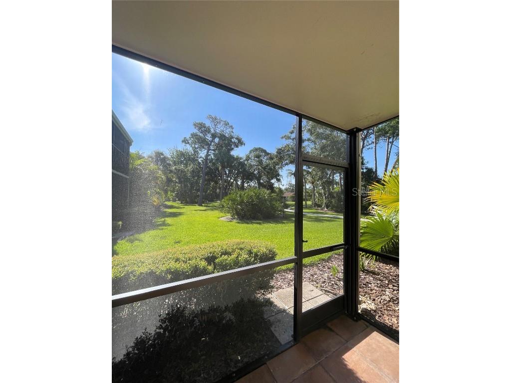 912 La Costa Circle #UNIT 3 Sarasota FL 34237 A4658764 image37