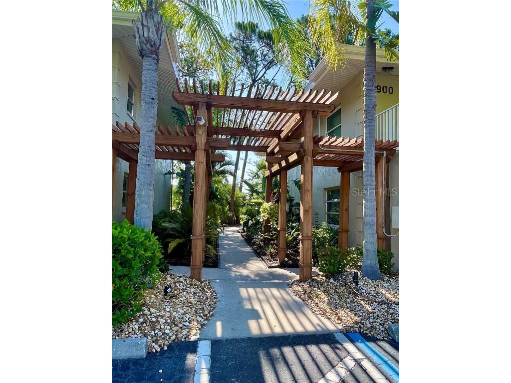 912 La Costa Circle #UNIT 3 Sarasota FL 34237 A4658764 image43