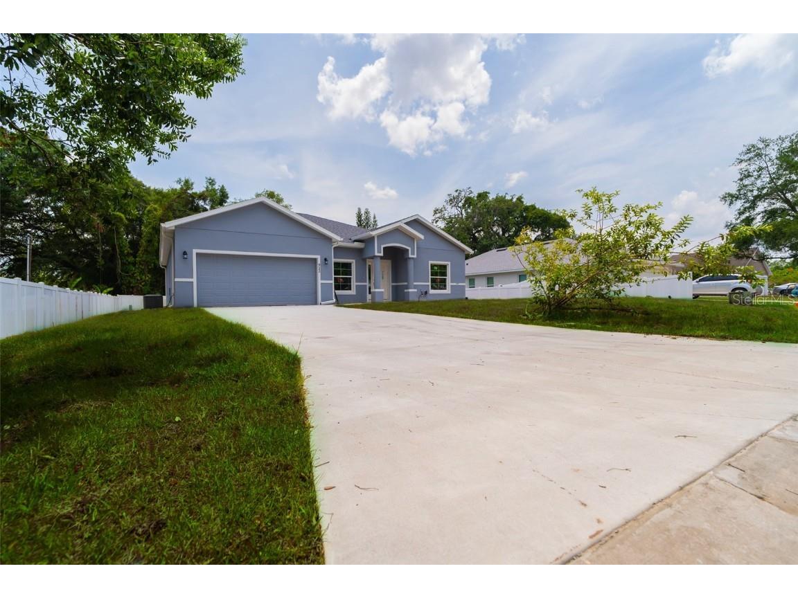 912 Lacey Oaks Circle NE Kissimmee FL 34744 O6207659 image1
