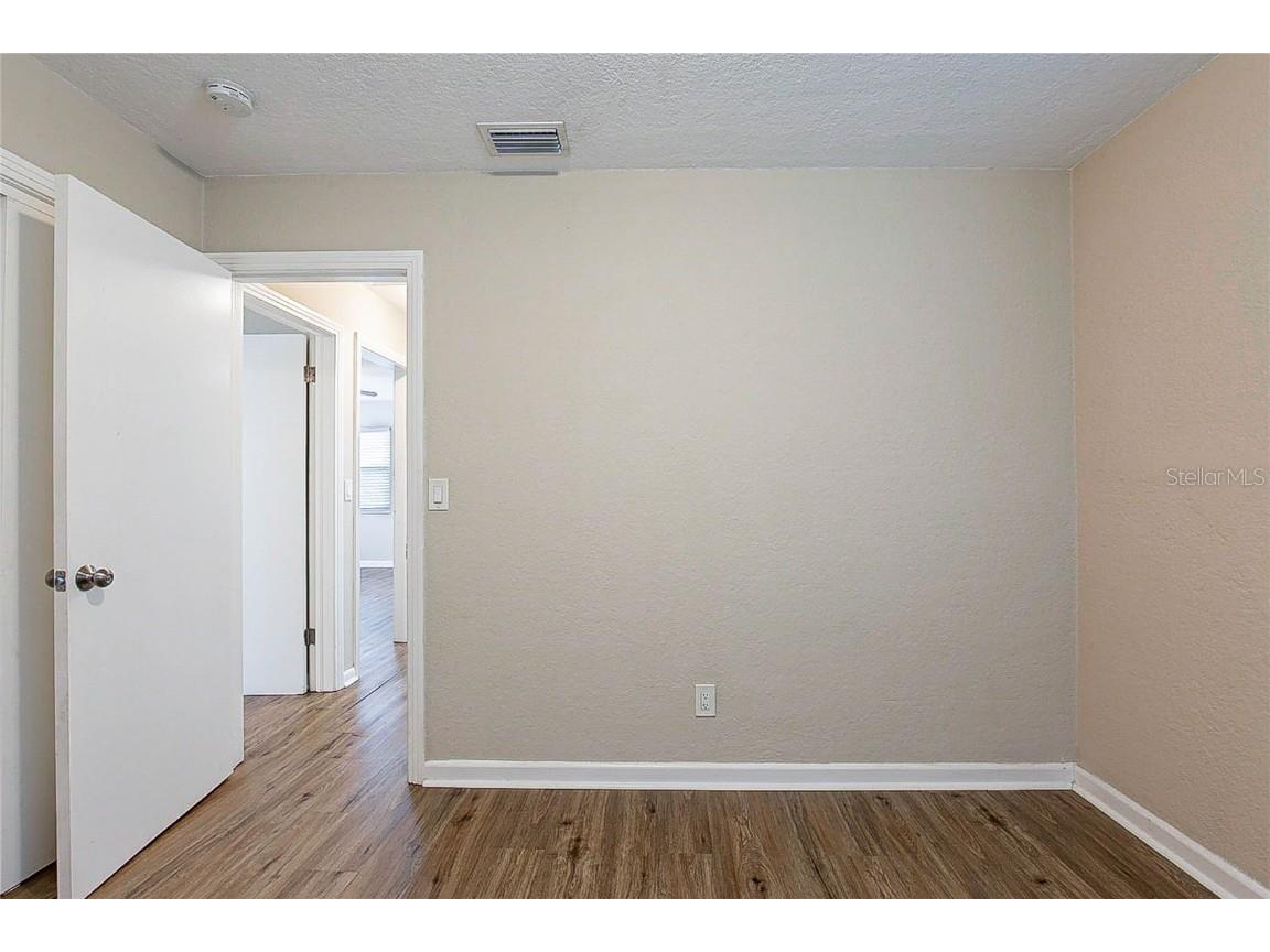 912 Magnolia Drive Clearwater FL 33756 O6301932 image9