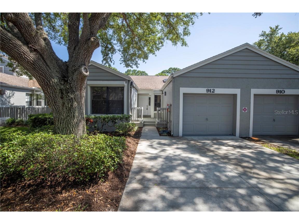 912 Myakka Court NE Saint Petersburg FL 33702 U8161097 image1