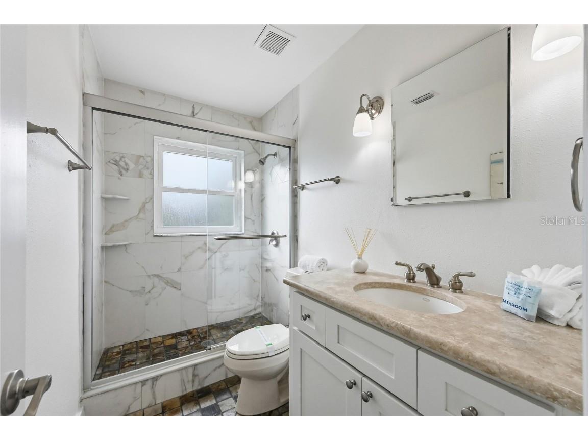 912 N Shore Drive Anna Maria FL 34216 A4674847 image33