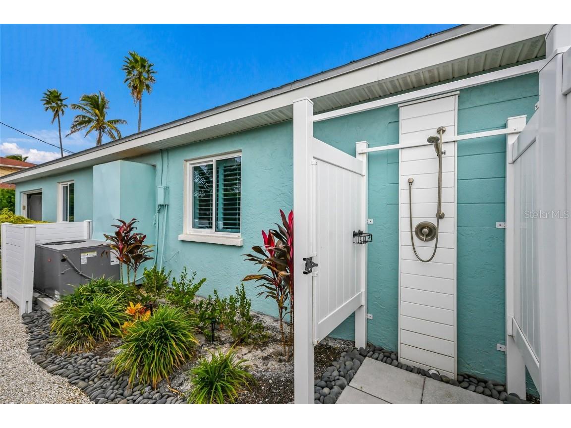 912 N Shore Drive Anna Maria FL 34216 A4674847 image40