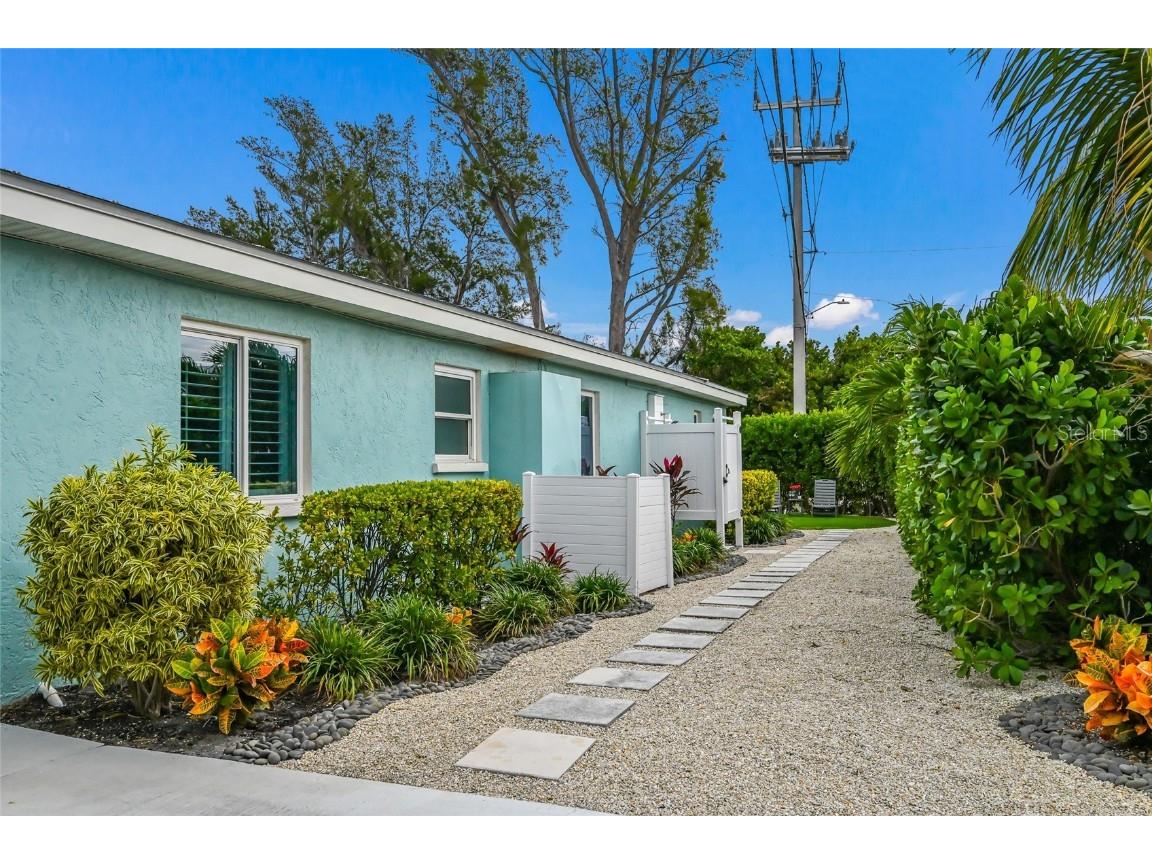 912 N Shore Drive Anna Maria FL 34216 A4674847 image41