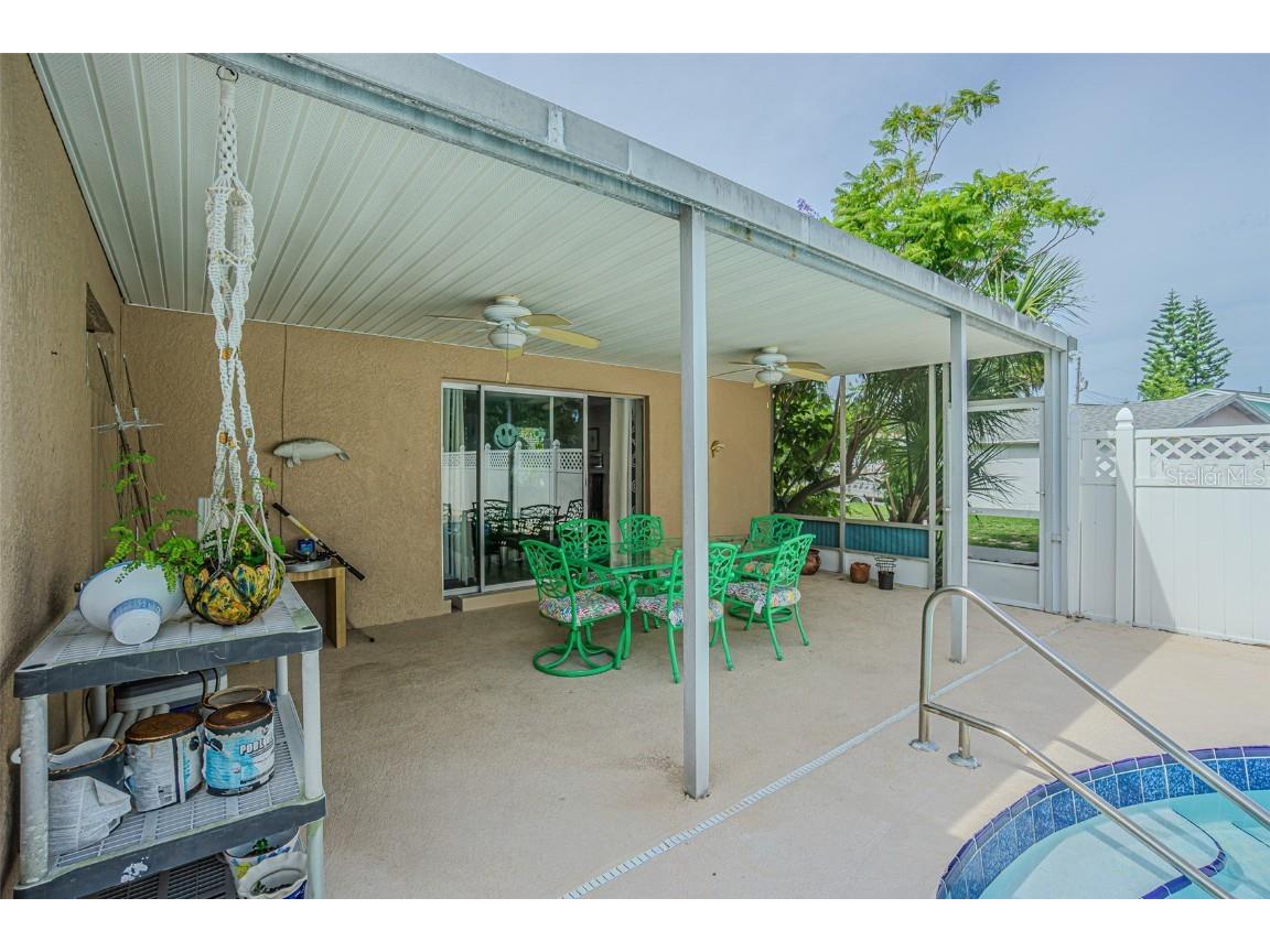 912 Riverside Drive Tarpon Springs FL 34689 TB8430242 image27