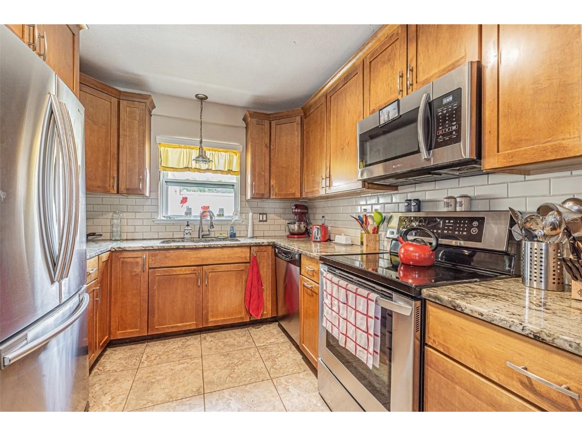 912 Riverside Drive Tarpon Springs FL 34689 TB8430242 image9