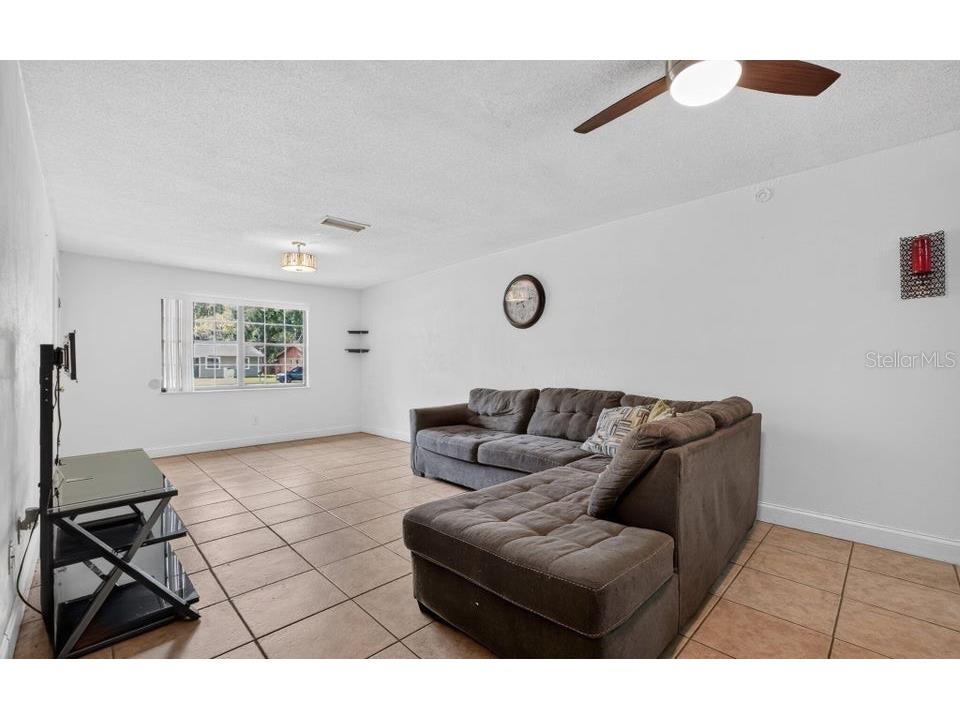 912 Royal Oak Court Holly Hill FL 32117 V4950173 image5