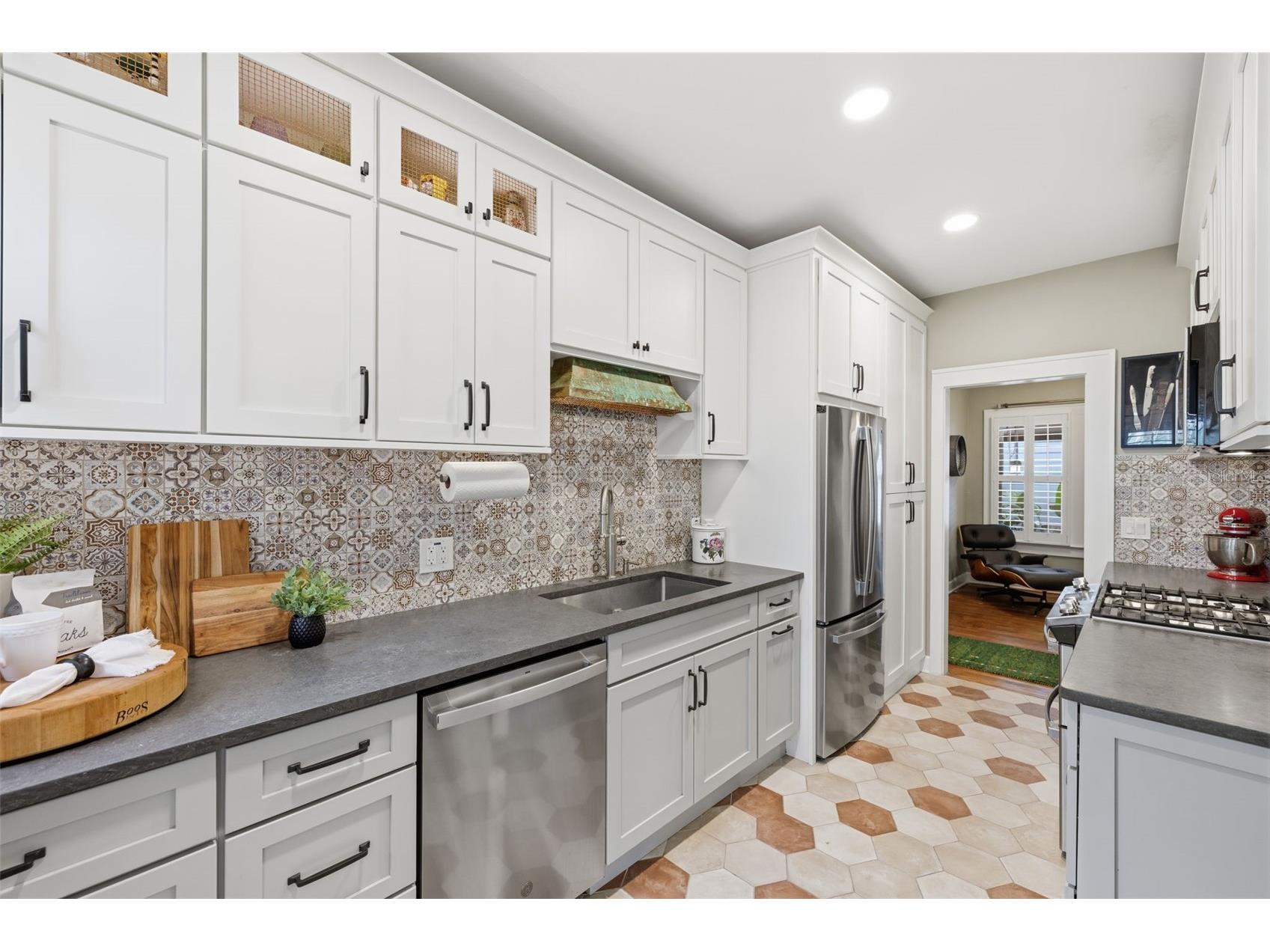 912 S Fremont Avenue Tampa FL 33606 TB8521085 image21