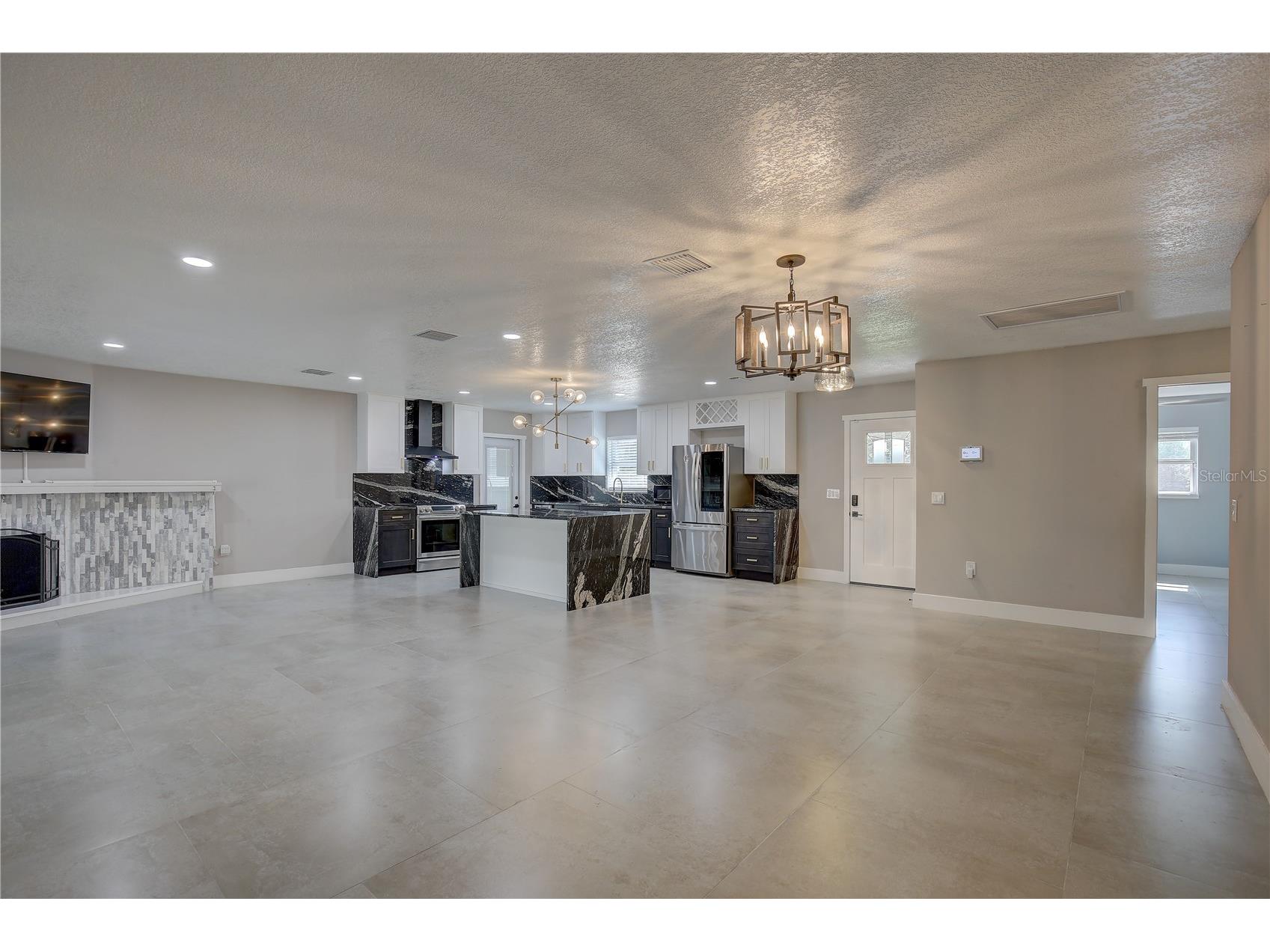 912 S Highland Avenue Clearwater FL 33756 TB8487981 image4