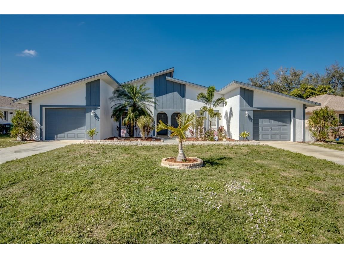 912 SE 24th Avenue #A & B Cape Coral FL 33990 TB8439697 image1