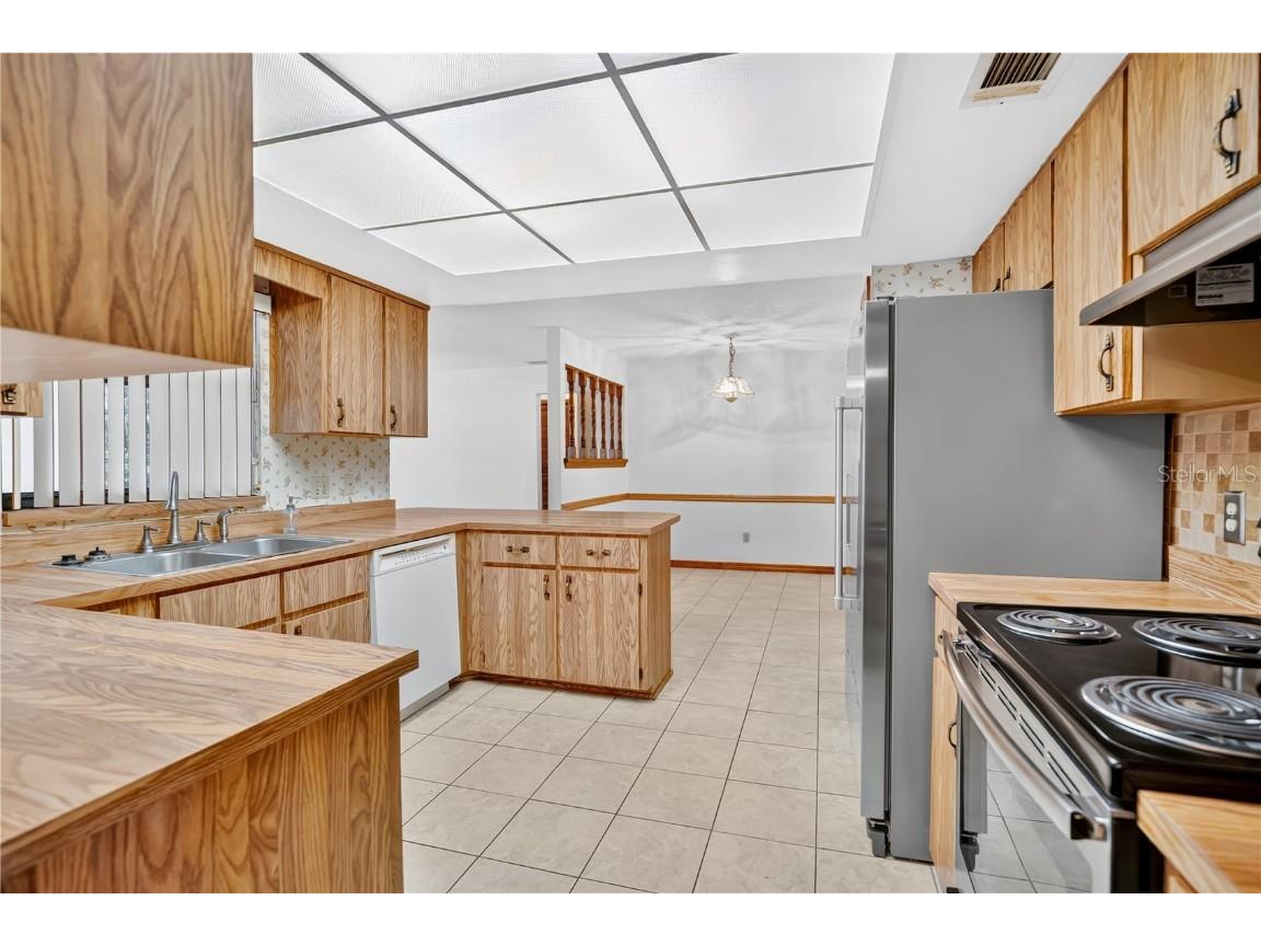 912 Sylva Avenue Orange City FL 32763 V4945695 image8