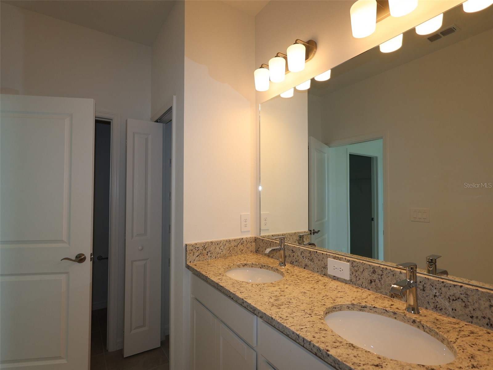 9121 Optimist Way Palmetto FL 34221 R4910702 image7