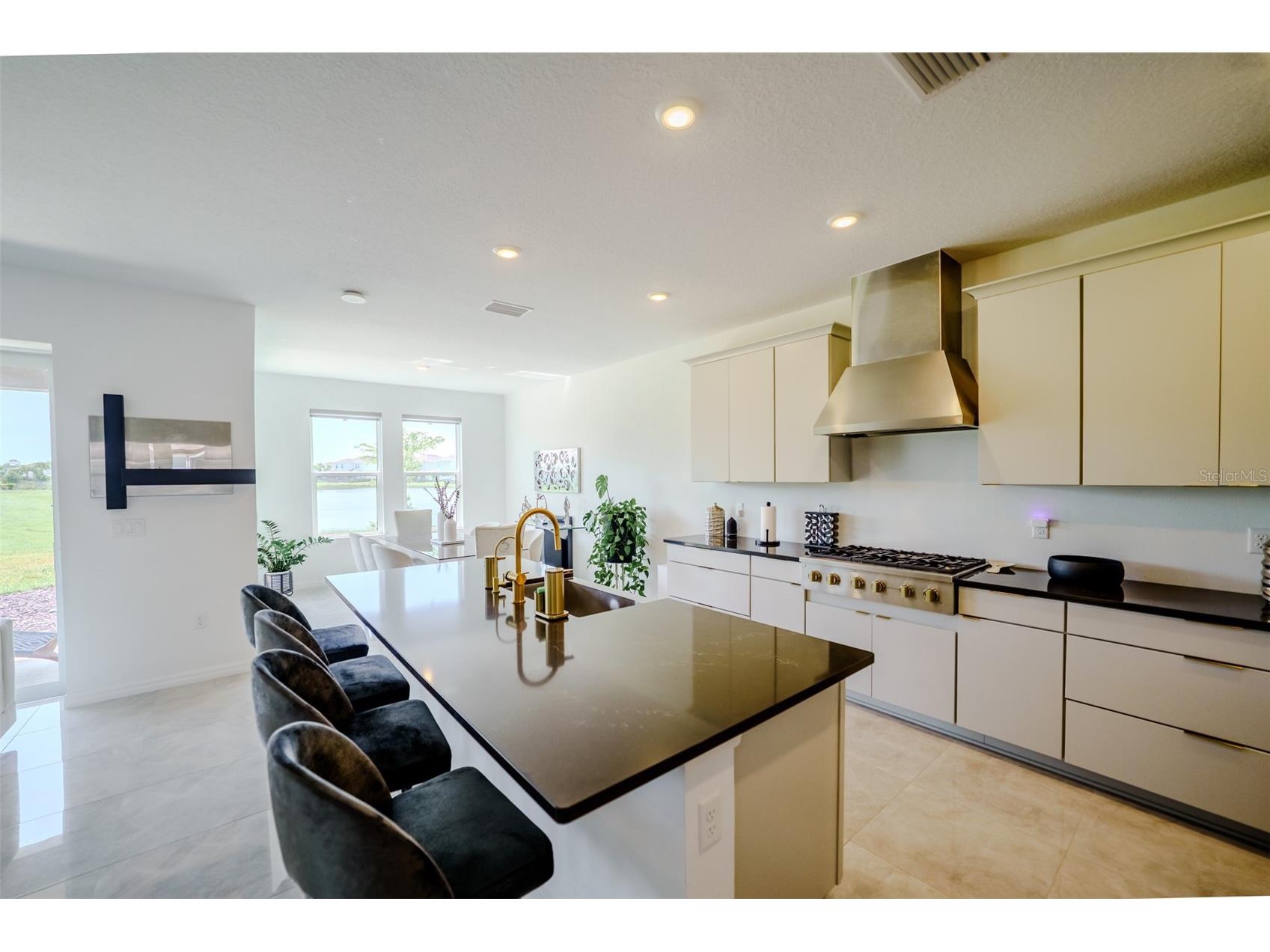 9121 Radiant Circle Sarasota FL 34241 A4699169 image13