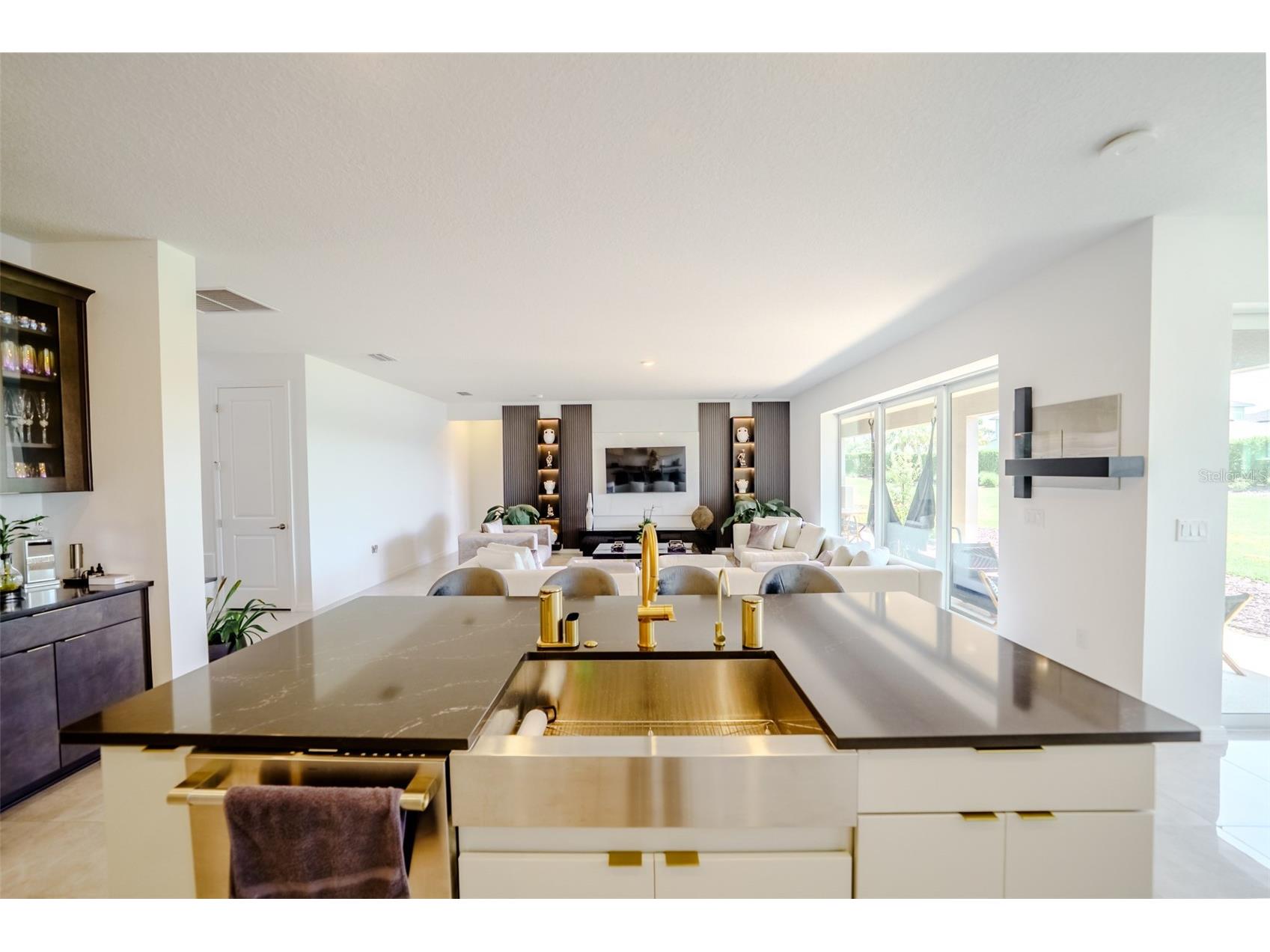 9121 Radiant Circle Sarasota FL 34241 A4699169 image15