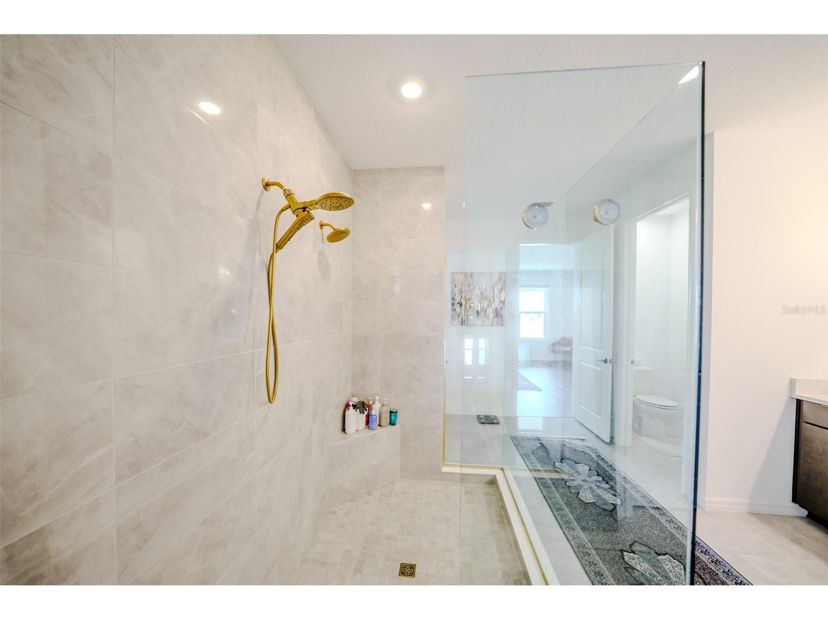 9121 Radiant Circle Sarasota FL 34241 A4699169 image33