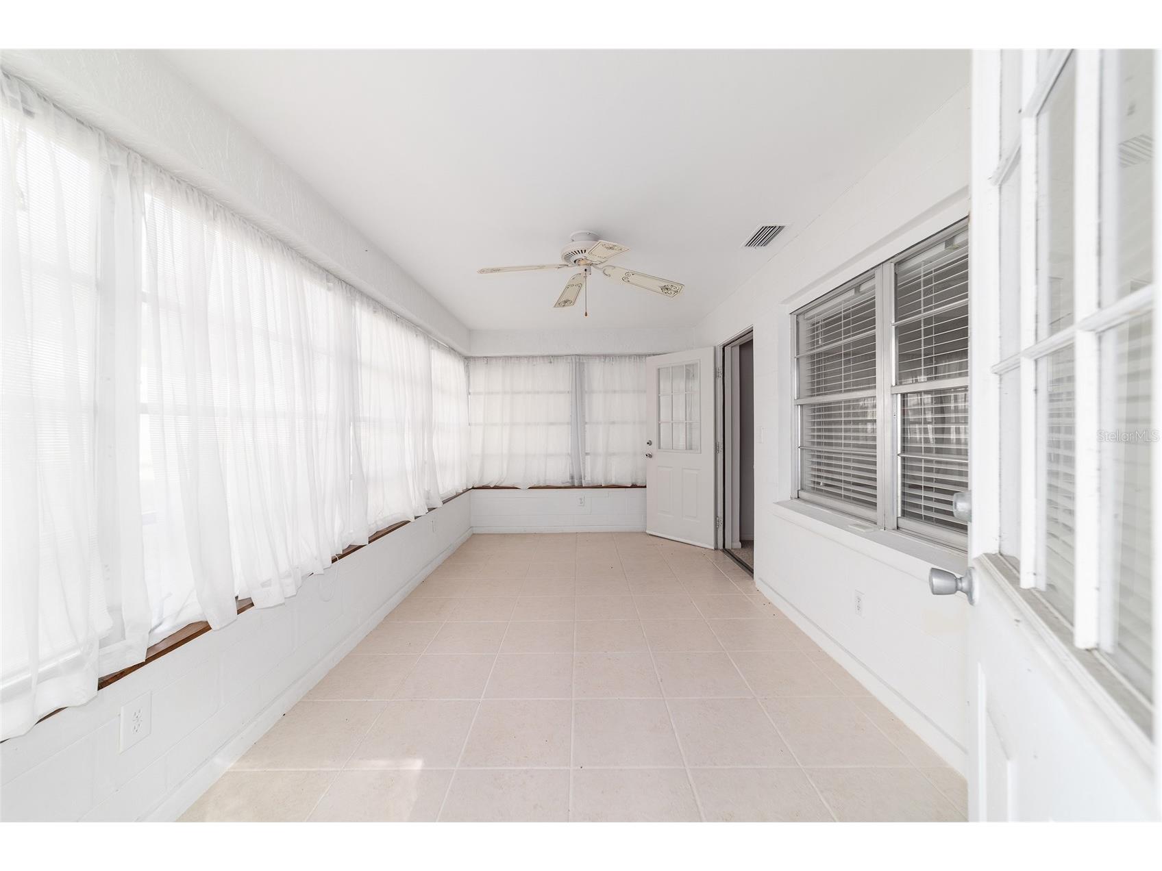 9121 SW 83rd Court #A Ocala FL 34481 OM723765 image37