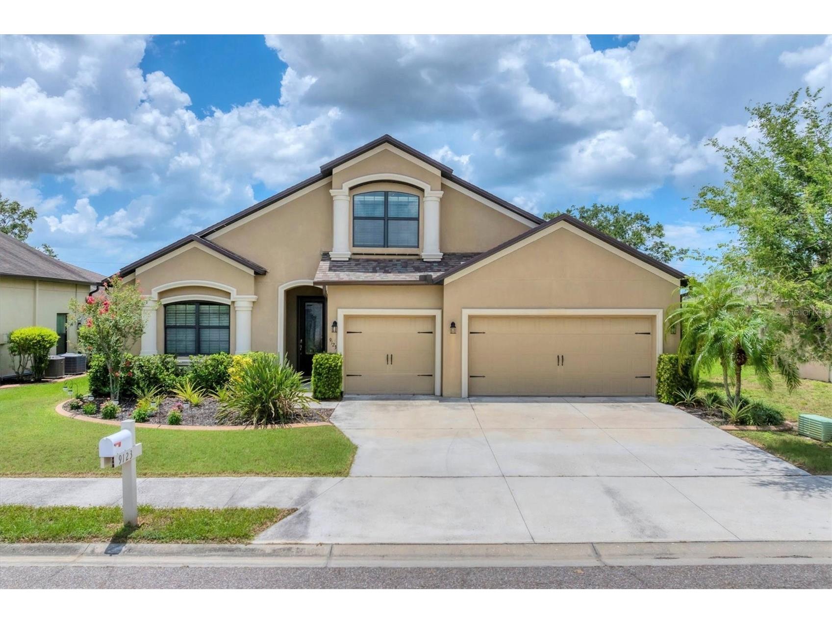 9123 Raes Creek Place Palmetto FL 34221 A4682890 image3