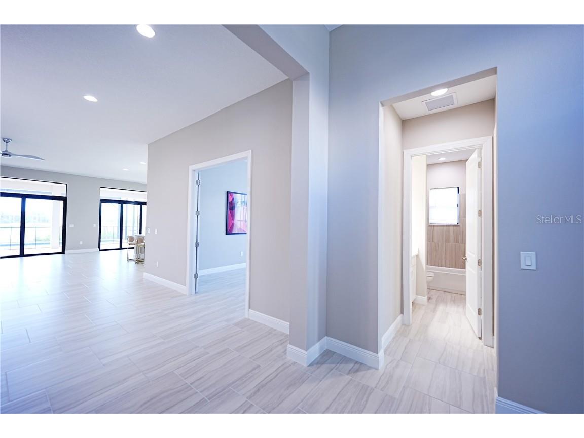 9124 Bernini Place Sarasota FL 34240 A4654240 image12