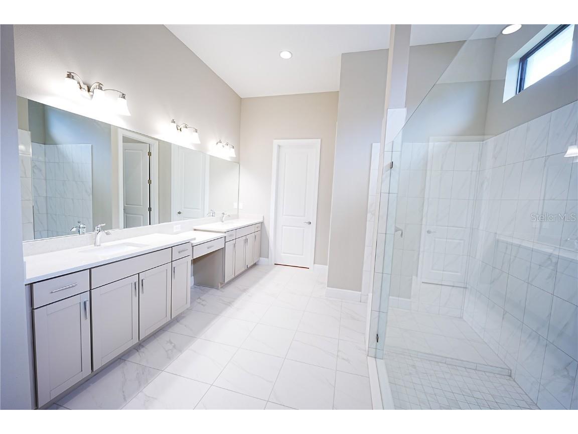 9124 Bernini Place Sarasota FL 34240 A4654240 image18