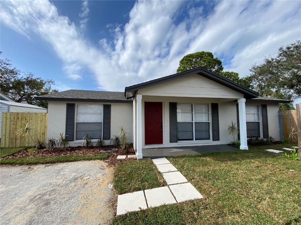 9127 Baymeadow Court Tampa FL 33615 TB8334996 image1