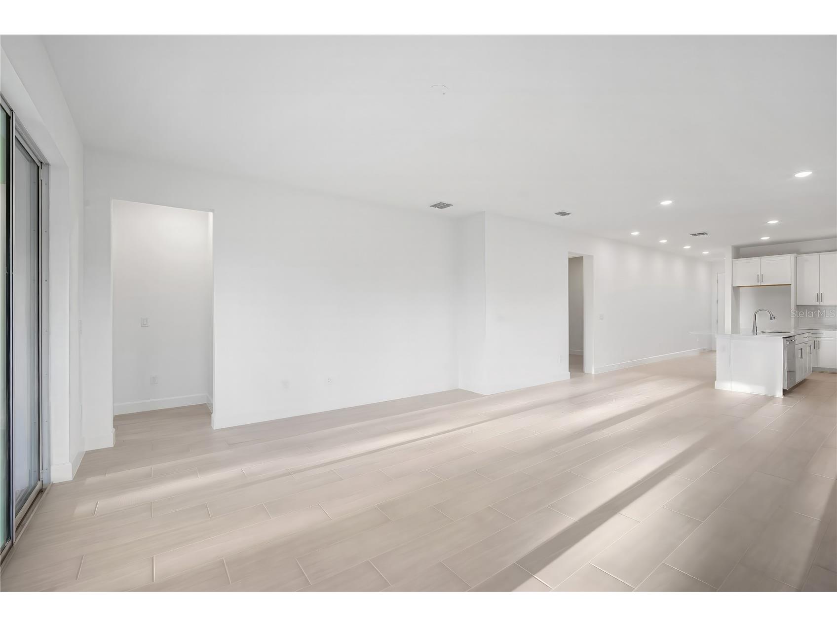 9127 Players Drive Weeki Wachee FL 34613 S5128251 image13