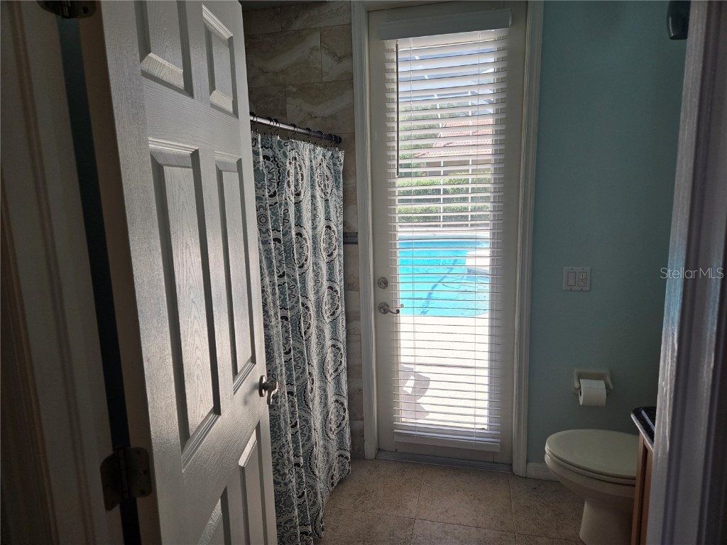 9127 Woodridge Run Drive Tampa FL 33647 TB8387817 image32