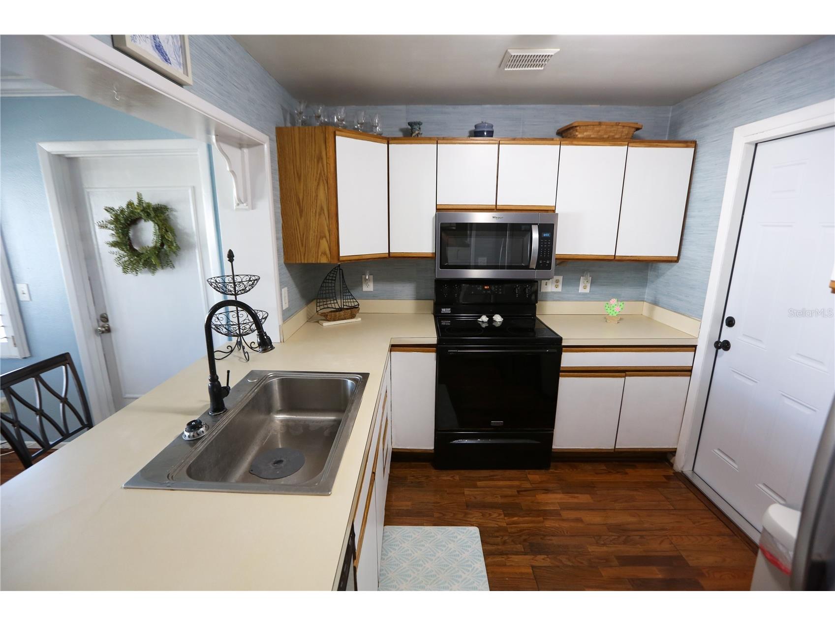 9128 142nd Street Seminole FL 33776 TB8450676 image9