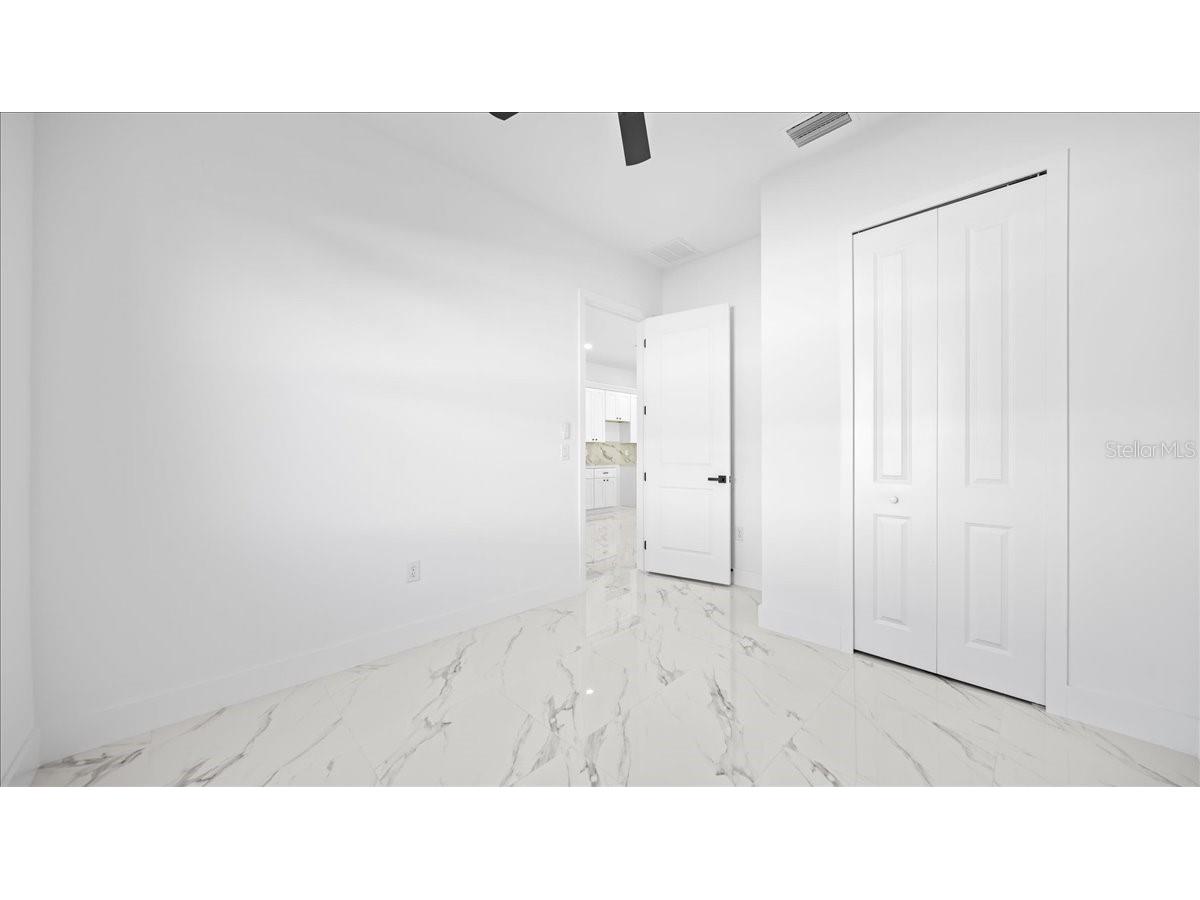 913/915 NE 15th Lane Cape Coral FL 33909 A4685415 image10